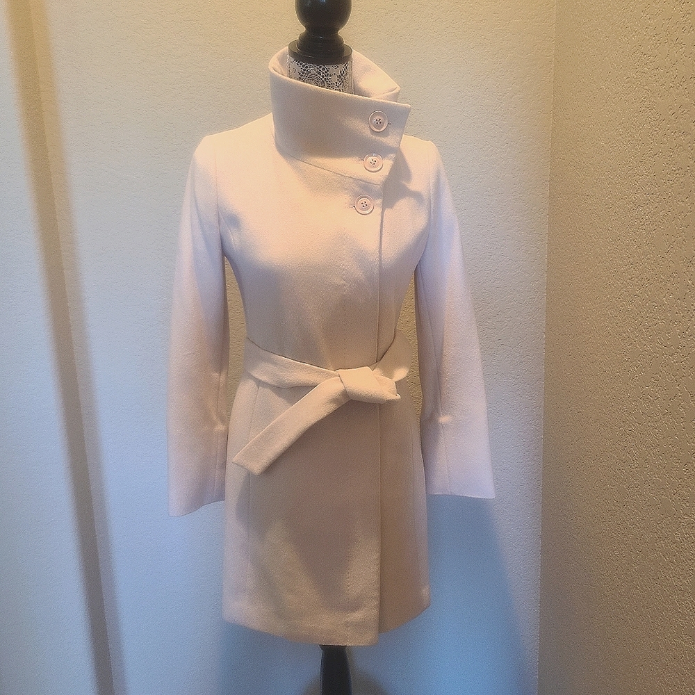 Winter coat, light pink, Japanese brand Le Souk size 36 (US size 2)